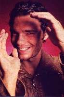 Andrea Pezzi di MTV. Clicca per aprire l'immagine.