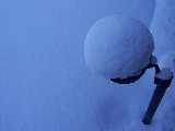 Lampione coperto di neve (70k)